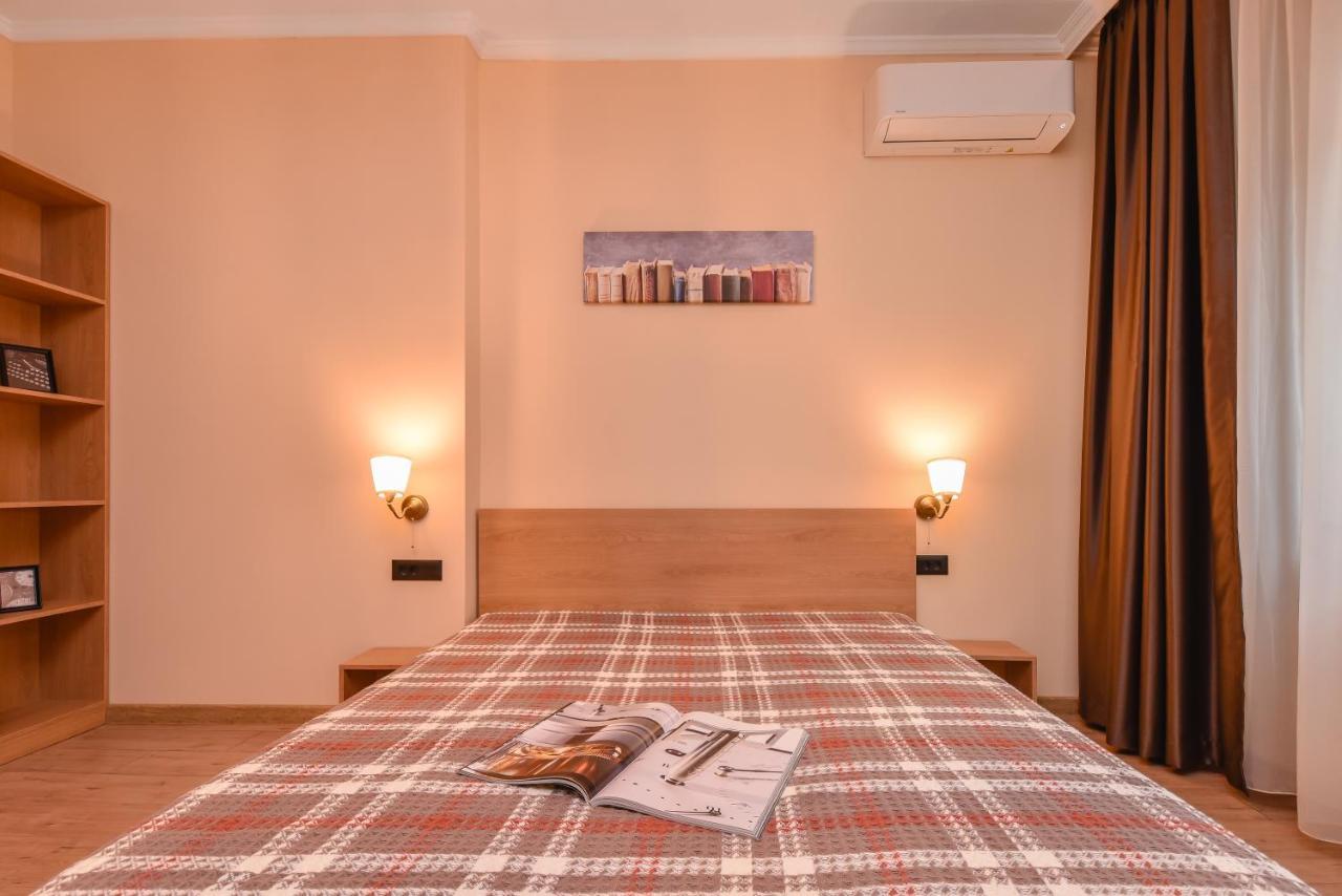 Sofia Dream Apartment - The Library - 3-Bdr, 2-Bthr By Flat Mаnager Eksteriør billede